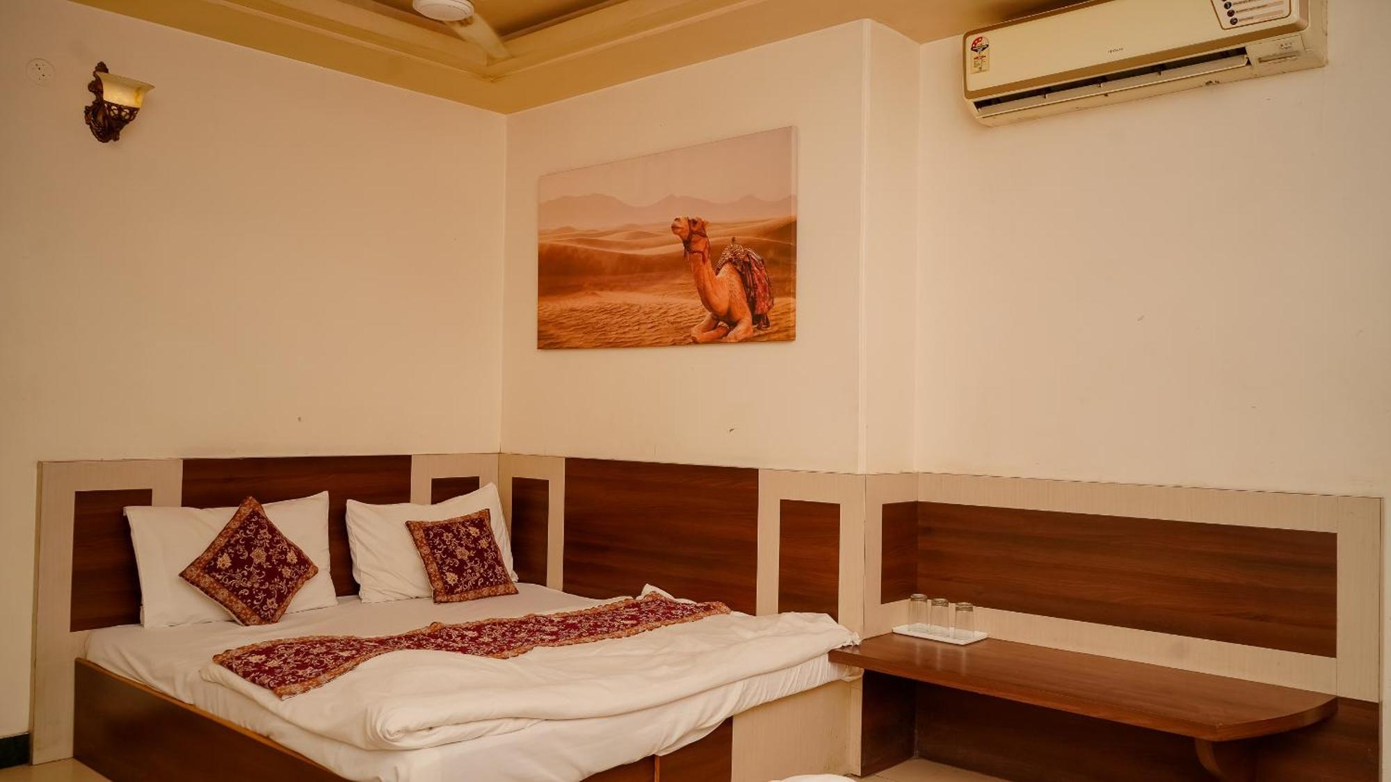 Hotel Ruby Джайпур Екстериор снимка