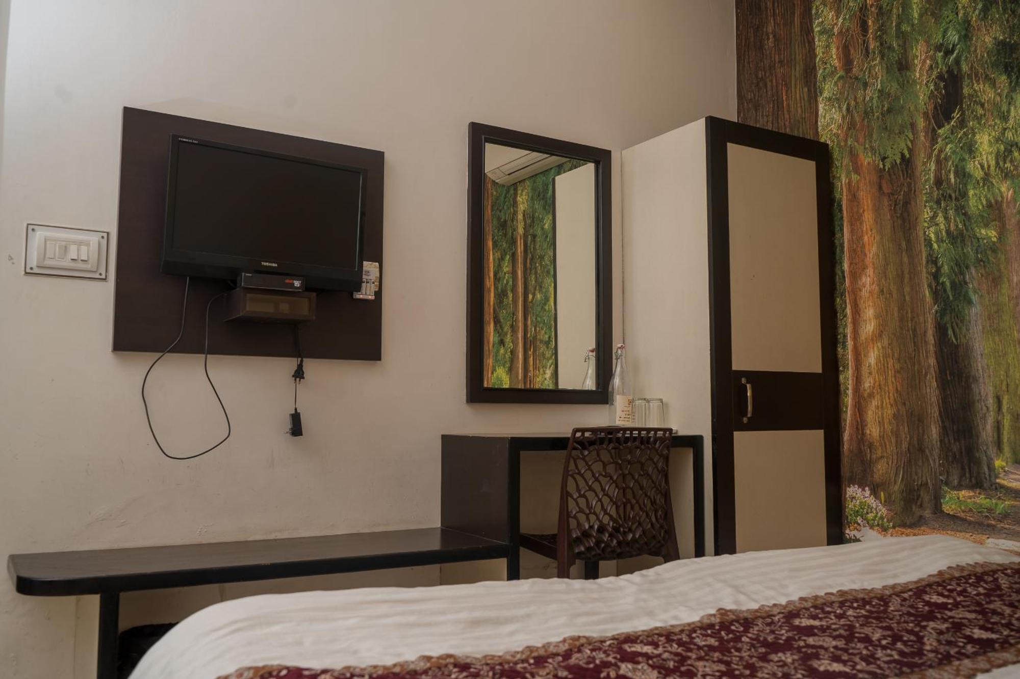 Hotel Ruby Джайпур Екстериор снимка