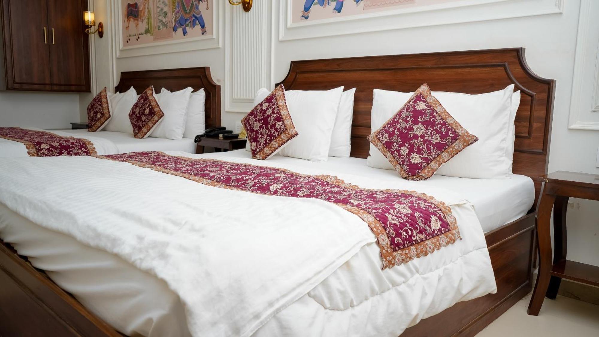 Hotel Ruby Джайпур Екстериор снимка