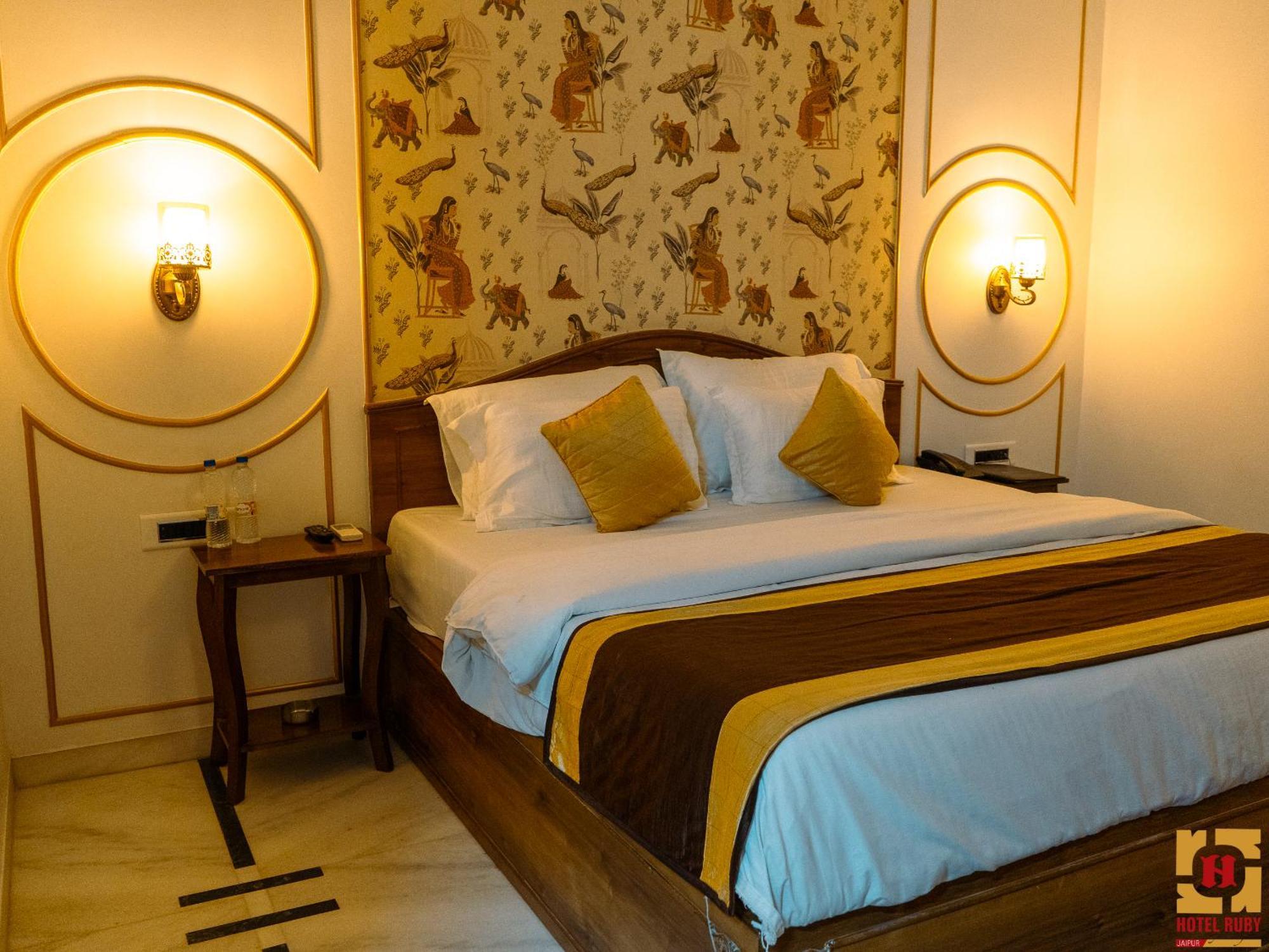 Hotel Ruby Джайпур Екстериор снимка