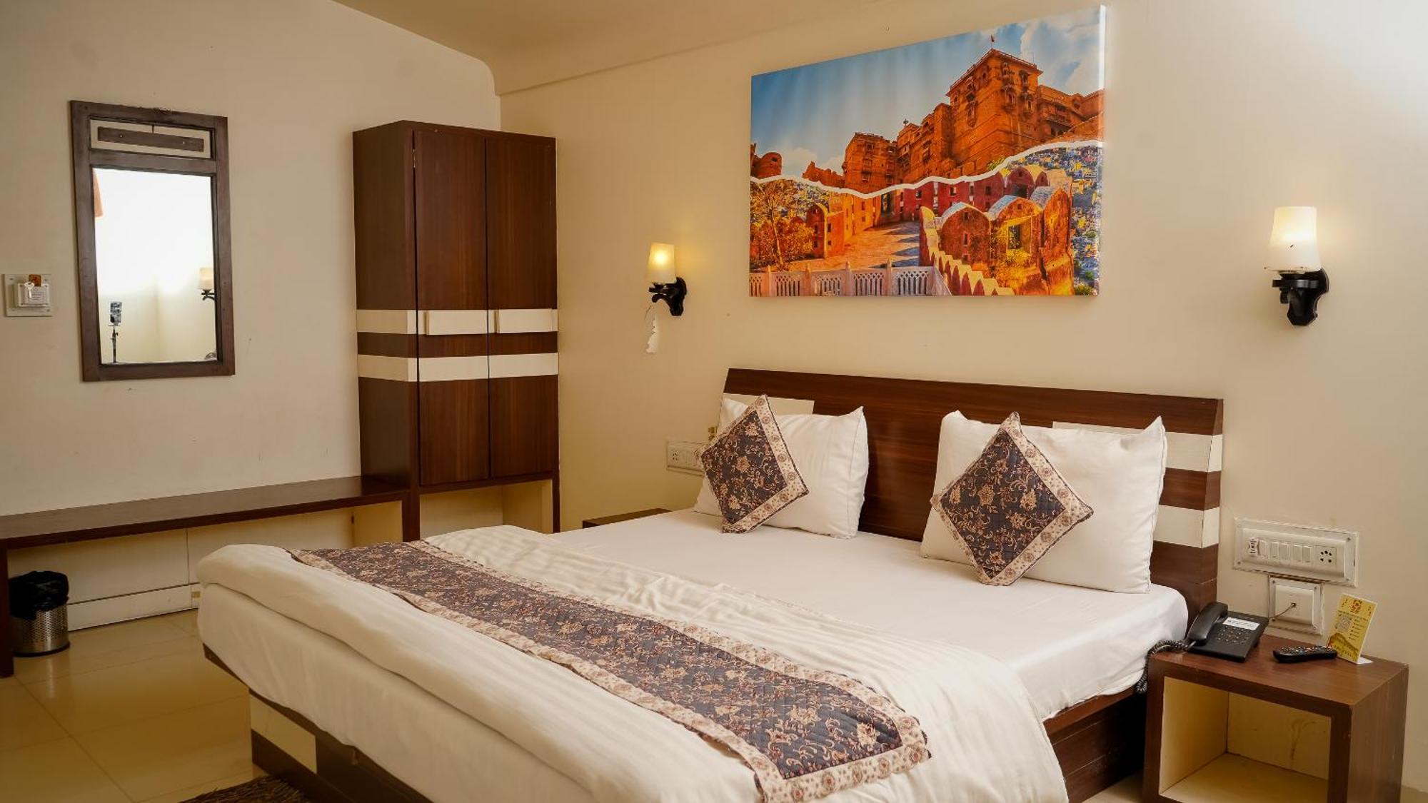 Hotel Ruby Джайпур Екстериор снимка
