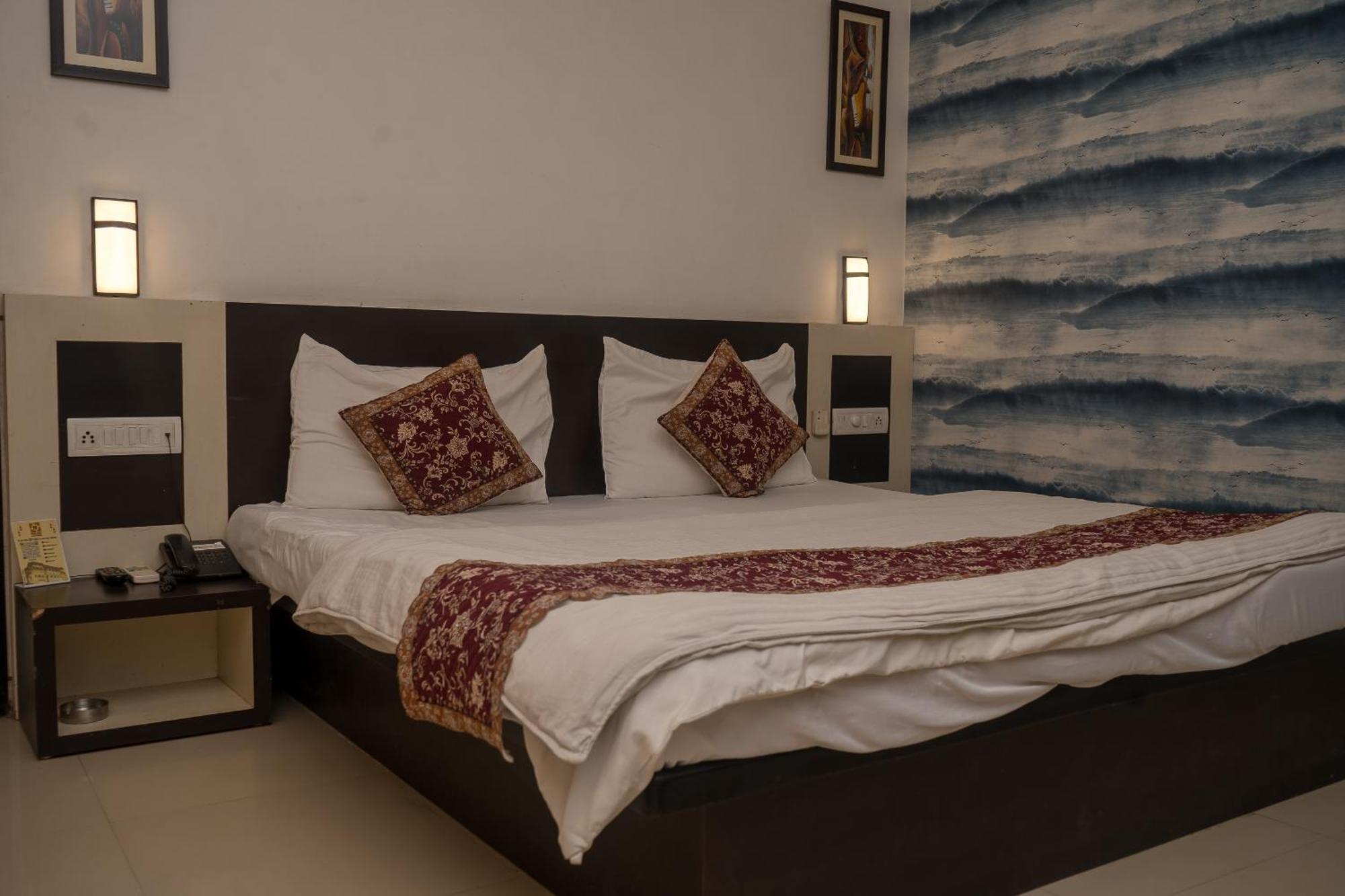 Hotel Ruby Джайпур Екстериор снимка