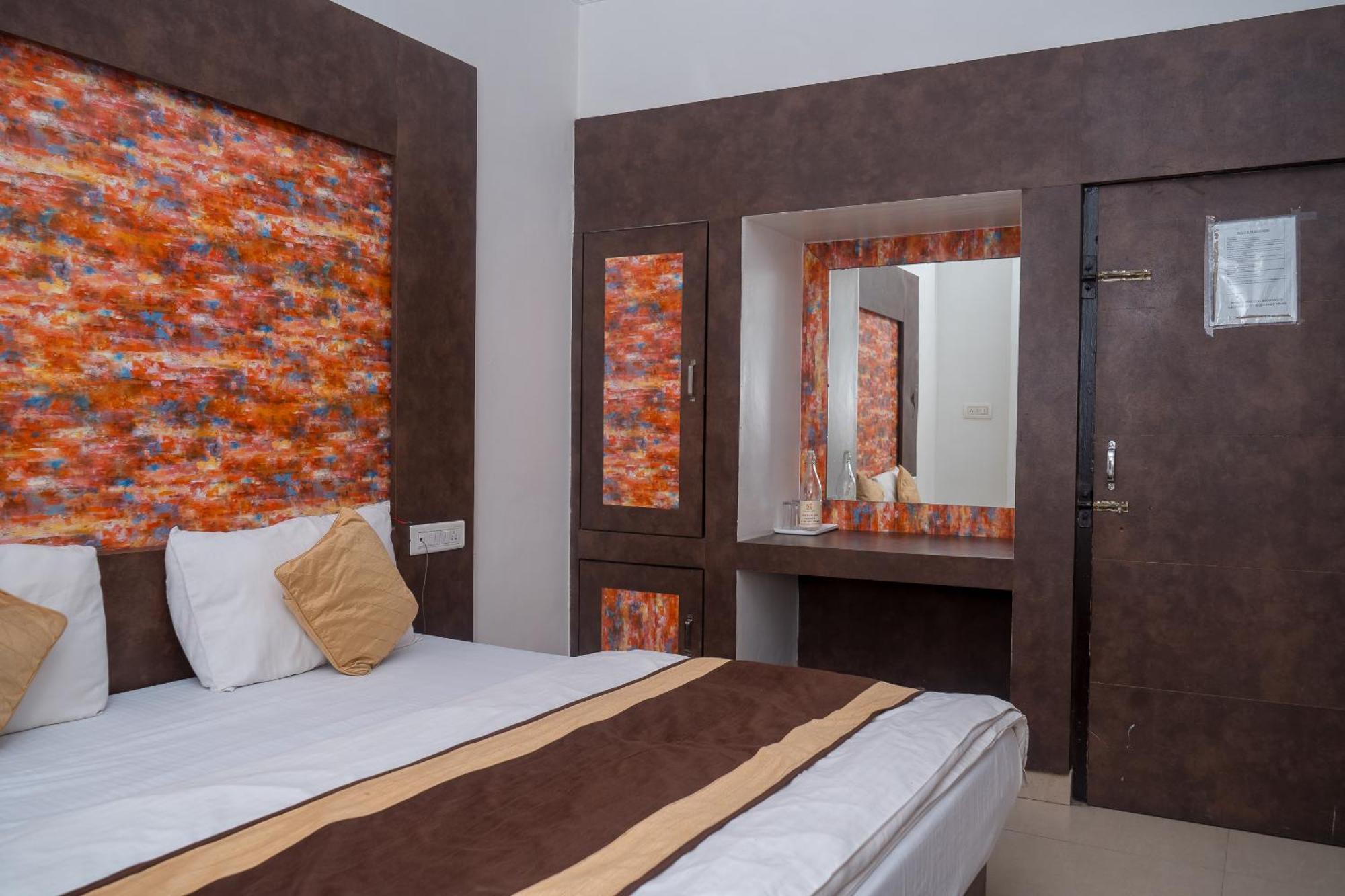 Hotel Ruby Джайпур Екстериор снимка